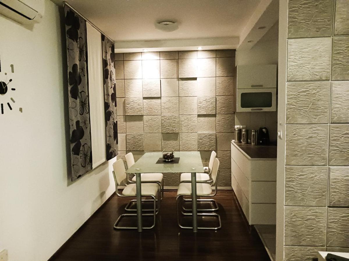 Familyhouse Apartamento PUY Exterior foto